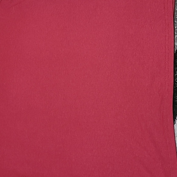 I'M A DROP THE F-BOMB KIND OF MOM MAROON TEE-SHIRT - Picture 10 of 10